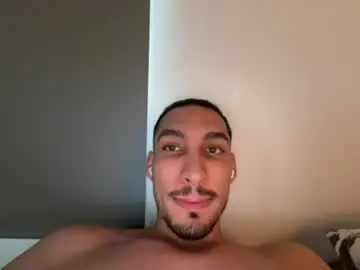 Chaturbate Nude Webcam of hottestdavidx
