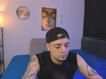 Chaturbate Live Sex Cam of kendel_dimitri