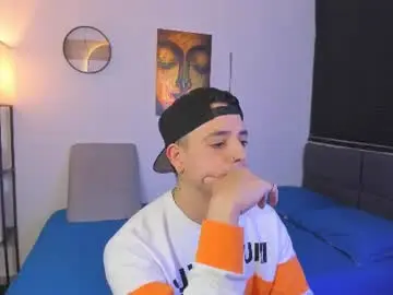 Chaturbate Live Porn of kendel_dimitri
