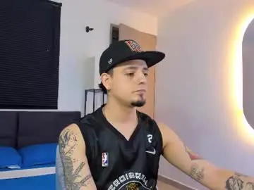 Chaturbate Live Porn of kendel_dimitri