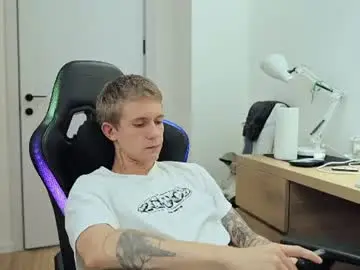 Chaturbate Sex Chat of max_gen