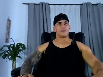 Chaturbate Live Sex Cam of mr_adrian_