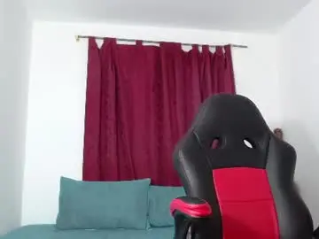 Chaturbate Live Sex Cam of yemaya_28