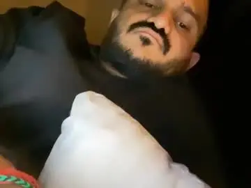 Chaturbate Sex Cam of bighandsomesatisfy