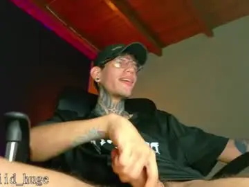 Chaturbate Live Sex of daviid_huge