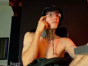 Chaturbate Nude Webcam of daviid_huge
