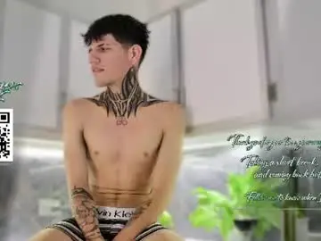 Chaturbate Free Live Porn of daviid_huge