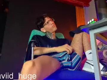 Chaturbate Free Live Porn of daviid_huge