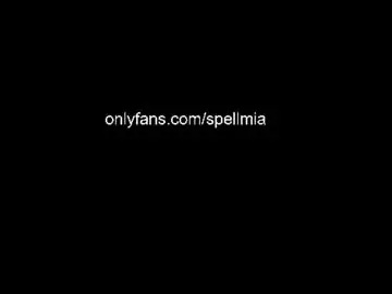 Chaturbate Live Porn of miaspell