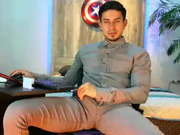 Chaturbate Sex Cam of andrew_elliot