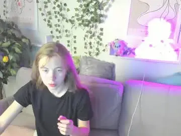 Chaturbate Live Sex Cam of eda_vixen