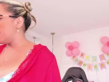 Chaturbate Watch Live Sex Cams of dolly_walker