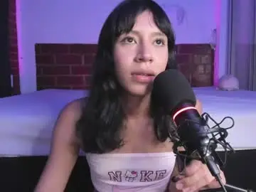 Chaturbate Live Porn of emmaclark_1