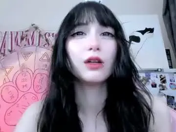 Chaturbate Live Porn of holy420loly
