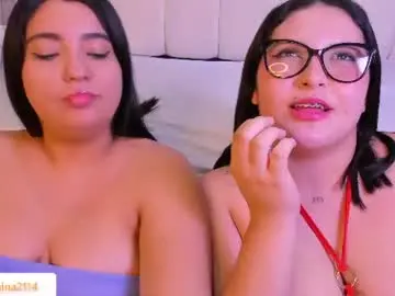 Chaturbate Live Sex Cam of madeleine2112