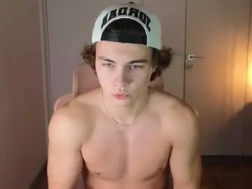 Chaturbate Nude Webcam of whiteskyy_