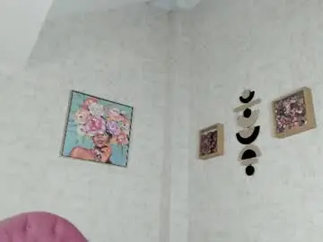 Chaturbate Live Sex Cam of gloriaa_shine