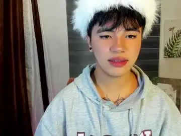 Chaturbate Live Sex Cam of asiancarl_bigcock