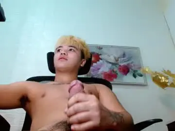 Chaturbate Live Porn of asiancarl_bigcock