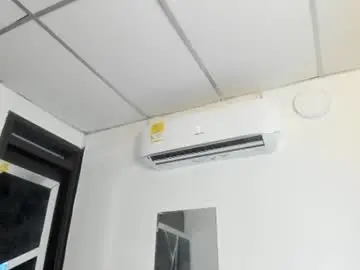 Chaturbate Sex Cam of coralhtx