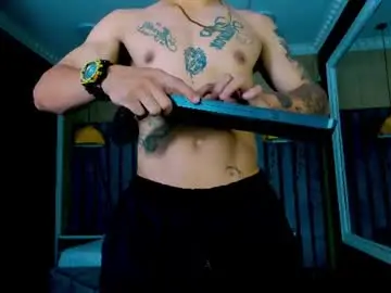 Chaturbate Watch Live Sex Cams of danteolsen
