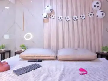 Chaturbate Nude Webcam of luna_taylorss