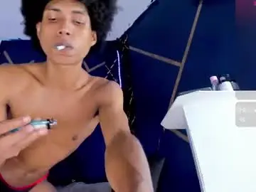 Chaturbate Free Live Porn of sky_walkerss