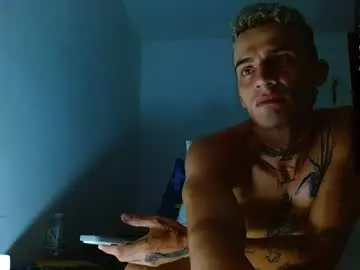 Chaturbate Private Sex Chat of bray_hotboy