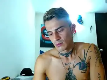 Chaturbate Live Sex Cam of bray_hotboy