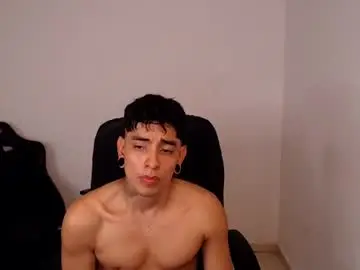 Chaturbate Best live sex cam show of saenz_hotx