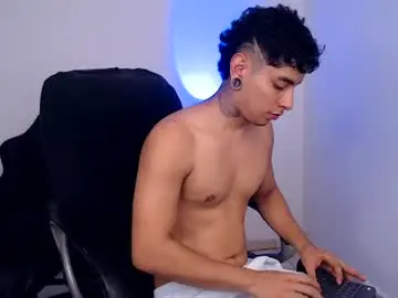 Chaturbate Sex Cam of saenz_hotx