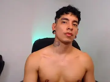 Chaturbate Best live sex cam show of saenz_hotx