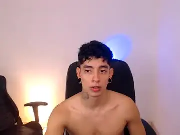 Chaturbate Best live sex cam show of saenz_hotx