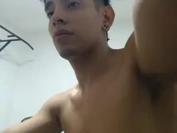 Chaturbate Best live sex cam show of saenz_hotx