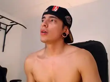 Chaturbate Free Live Porn of saenz_hotx