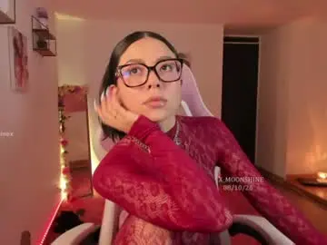 Chaturbate Free Porn Cam of x_moonshine