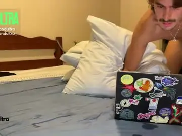 Chaturbate Best live sex cam show of blondultra
