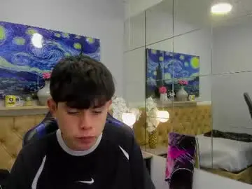 Chaturbate Nude Webcam of eliot_rizzo