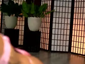 Chaturbate Adult Video Chat of ellaluxe