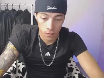 Chaturbate Adult Video Chat of chomelo6