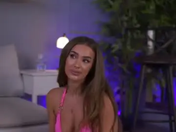 Chaturbate Free Live Porn of evievoos