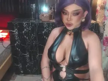 Chaturbate Adult Video Chat of hugecockchristine