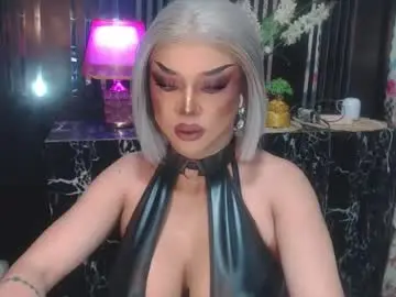 Chaturbate Watch Live Sex Cams of hugecockchristine