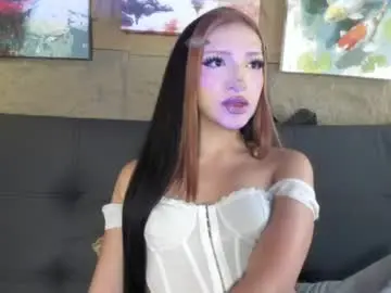Chaturbate Live Sex of mathias_lola