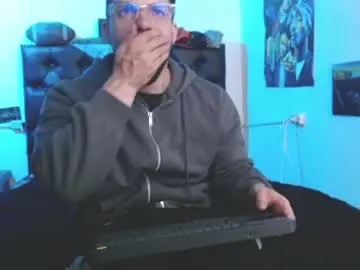 Chaturbate Sex Cam of brad_hot_boy