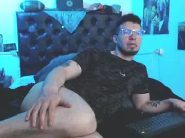 Chaturbate Sex Cam of brad_hot_boy