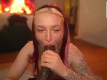 Chaturbate Live Sex Cam of suk_ki