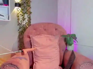Chaturbate Live Sex Cam of _taylor_black