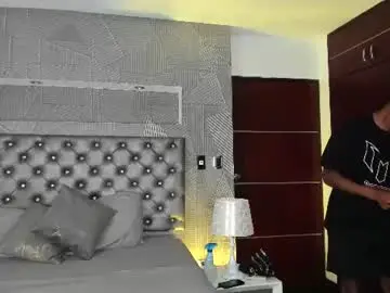 Chaturbate Sex Cam of dereckandjake