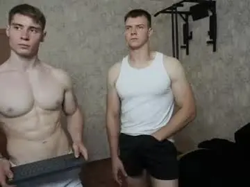 Chaturbate Live Sex Cam of kevin_geo